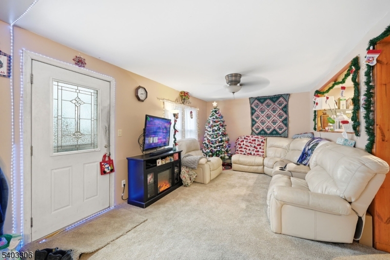 12 Quill St