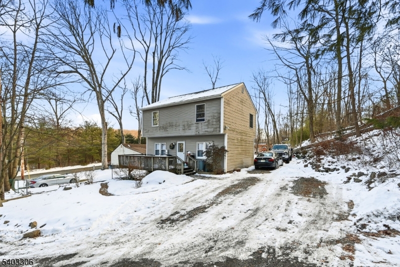 12 Quill St