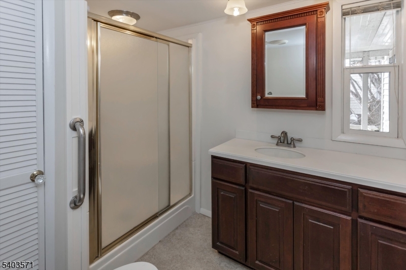 195 W Main St Unit G #G