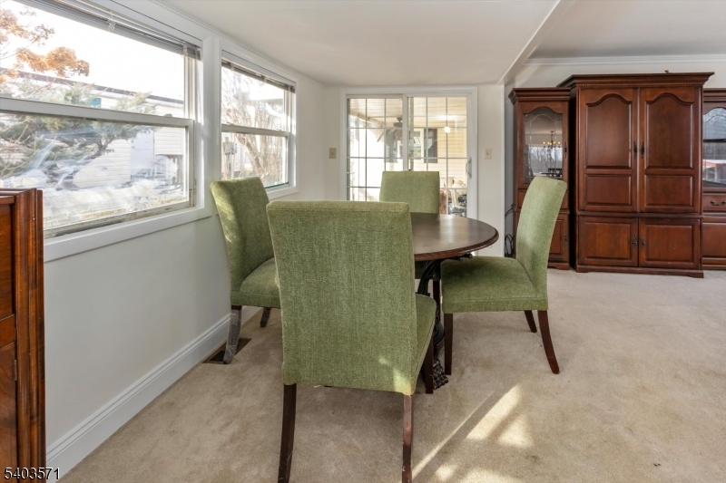 195 W Main St Unit G #G