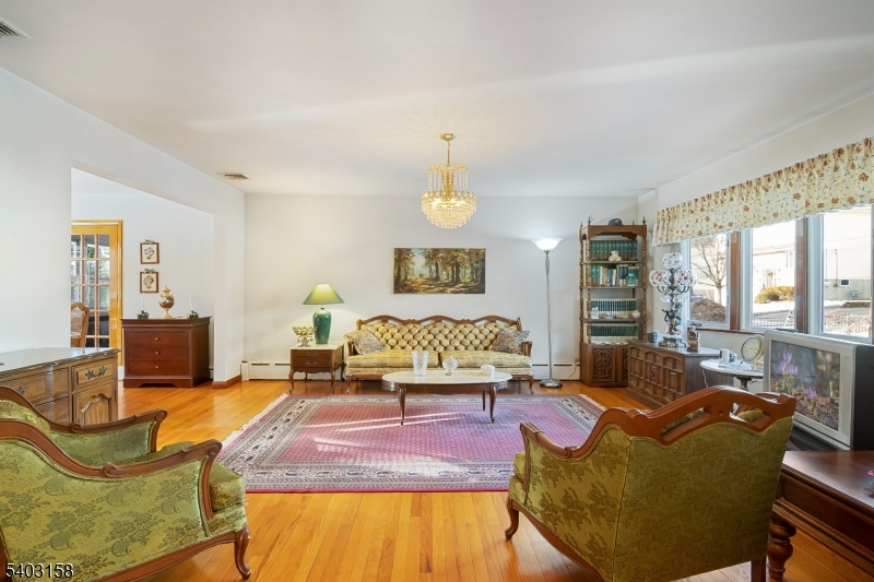 30 Woodrow Ave