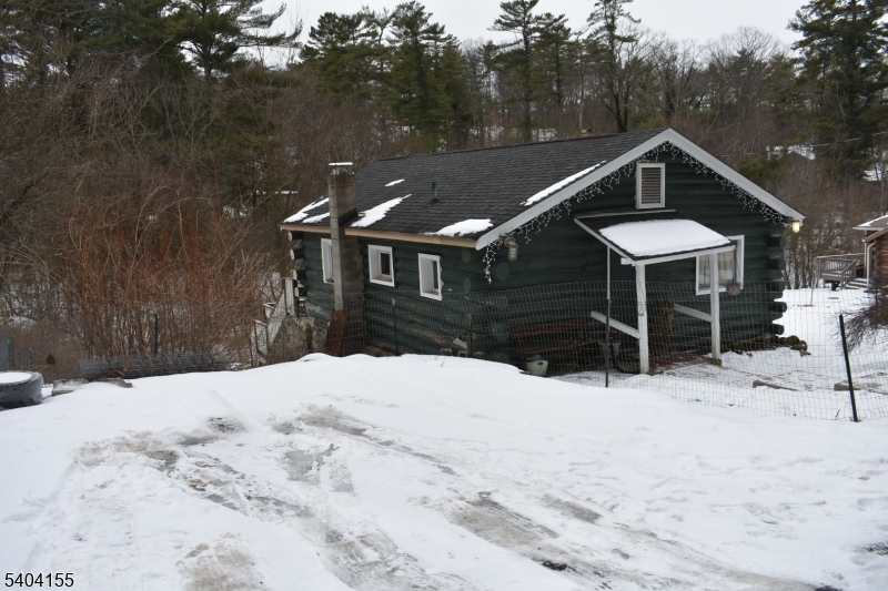 71 Dockerty Hollow Rd