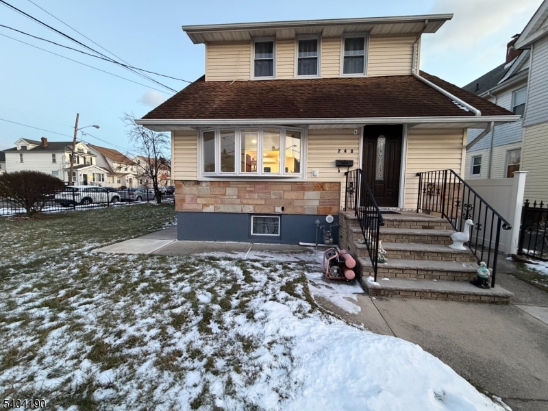 746 Murray St #1