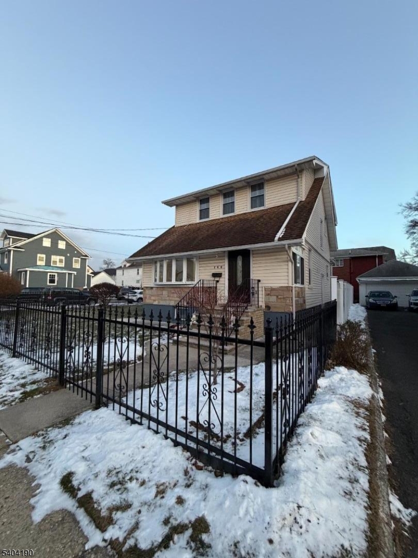 746 Murray St #1