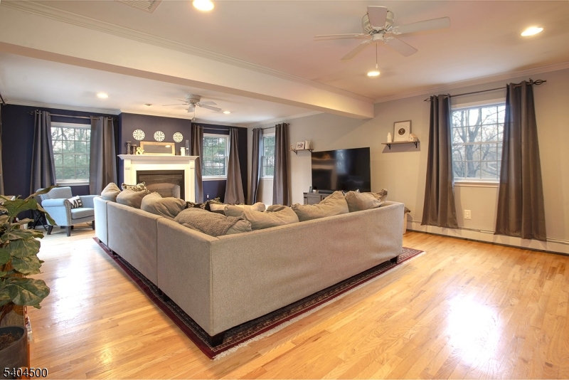 40 Westgate Dr