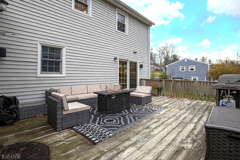40 Westgate Dr