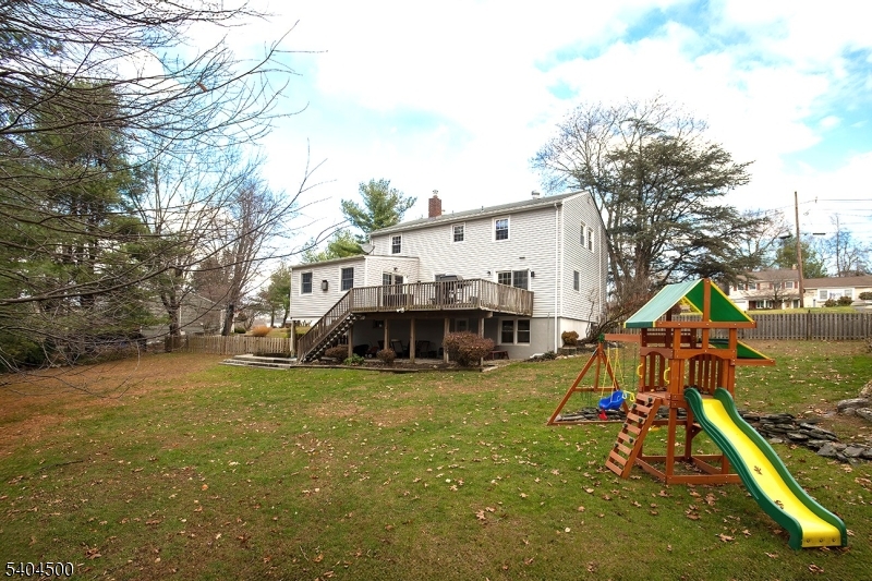 40 Westgate Dr