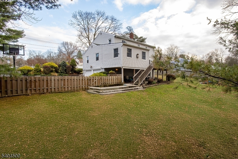 40 Westgate Dr