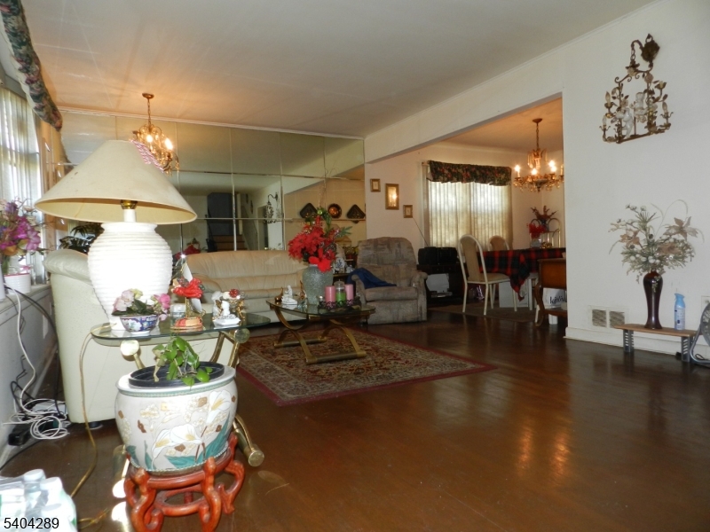 2442 Terrill Rd