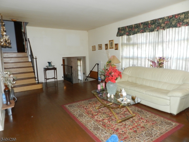 2442 Terrill Rd