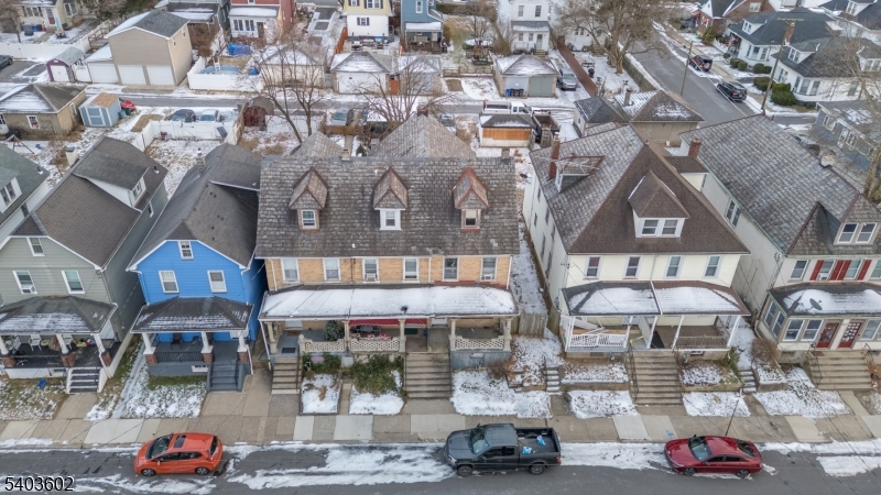 368 Thomas St