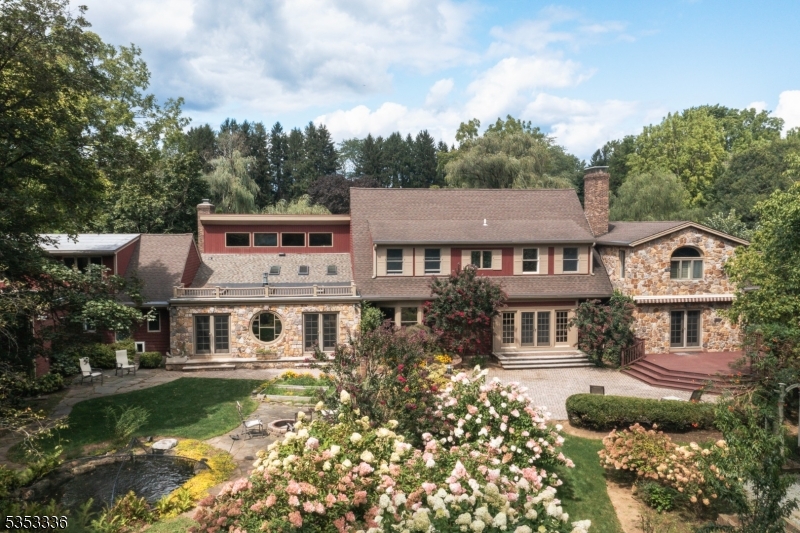 303 Mendham Rd