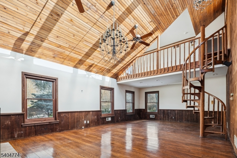 303 Mendham Rd