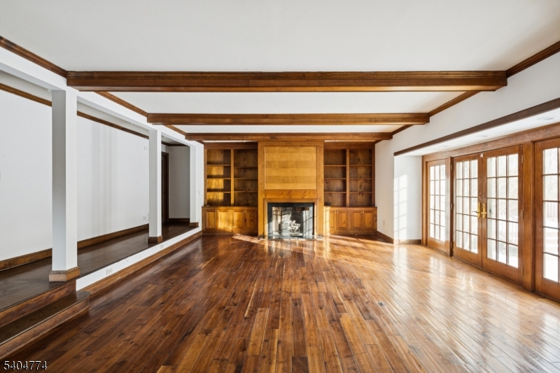 303 Mendham Rd