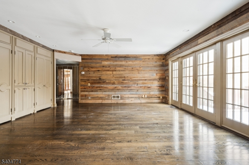 303 Mendham Rd