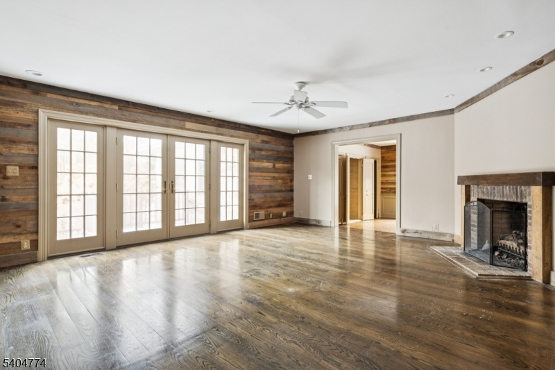 303 Mendham Rd