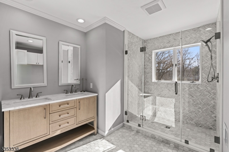 303 Mendham Rd