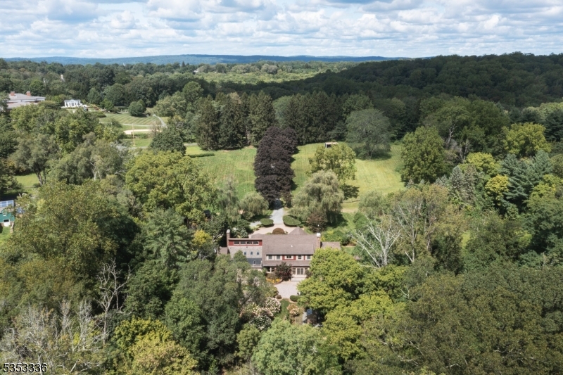 303 Mendham Rd