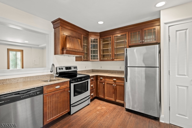 303 Mendham Rd