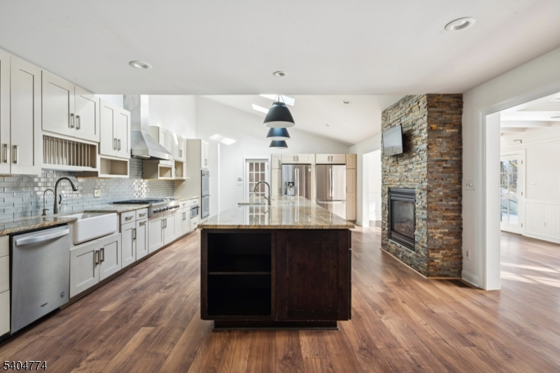 303 Mendham Rd