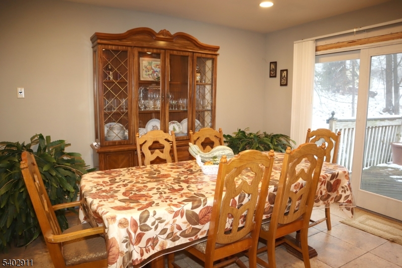 97 Squaw Brook Rd