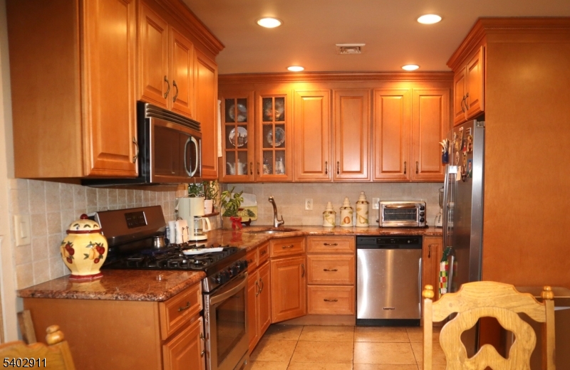 97 Squaw Brook Rd
