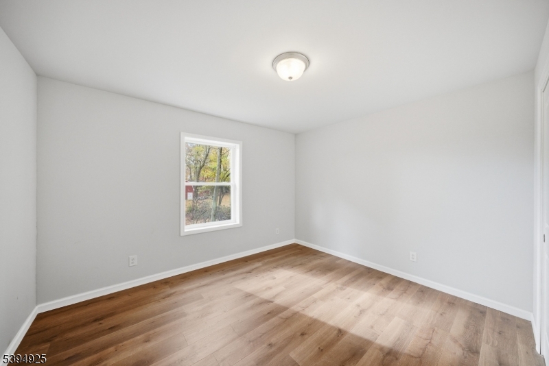 20 Mine Hill Rd