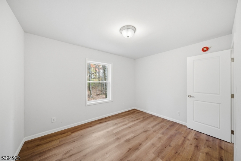 20 Mine Hill Rd