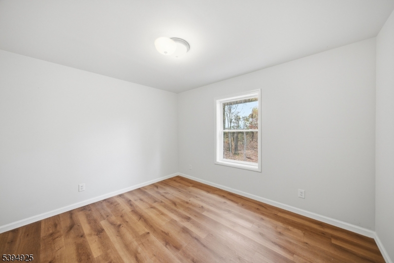 20 Mine Hill Rd