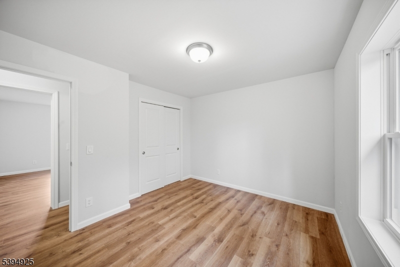 20 Mine Hill Rd