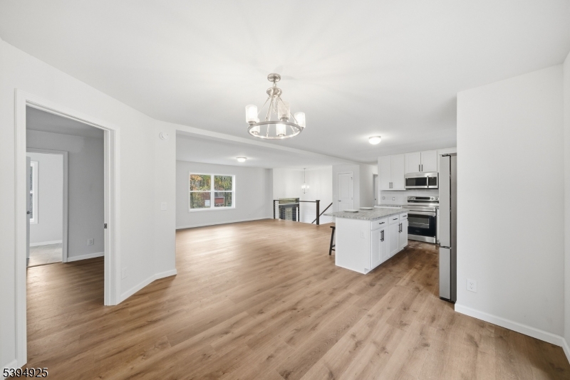 20 Mine Hill Rd
