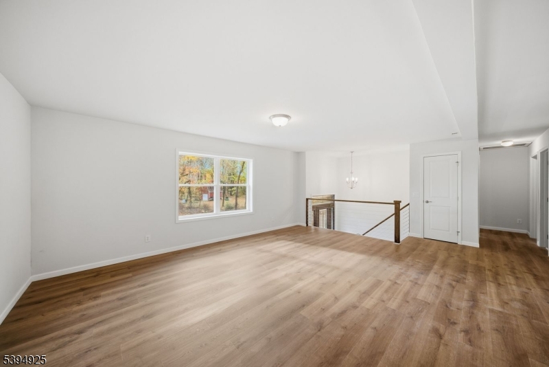 20 Mine Hill Rd