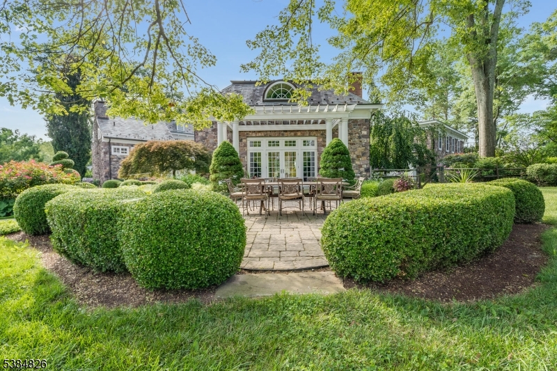 312 Hamden Rd