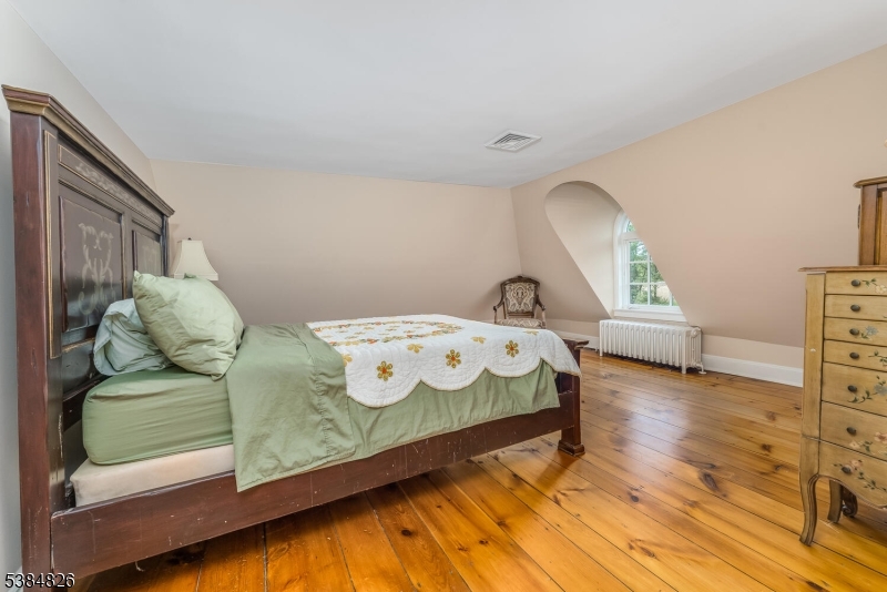 312 Hamden Rd
