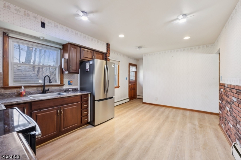 5504 Berkshire Valley Rd