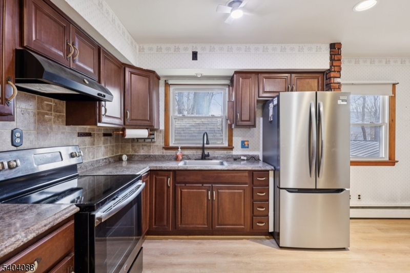 5504 Berkshire Valley Rd