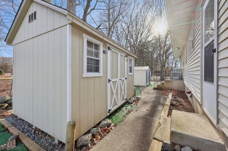 5504 Berkshire Valley Rd