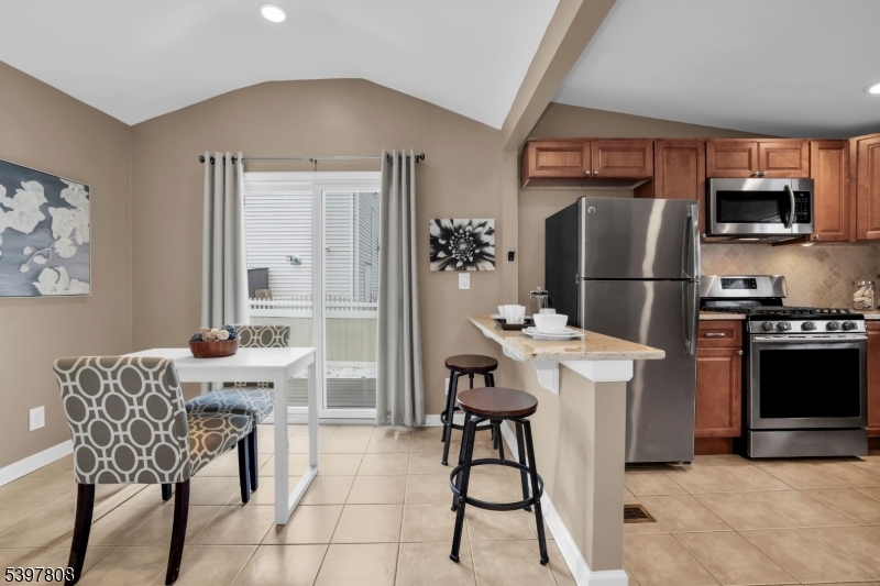 193 JACKSONVILLE DR.