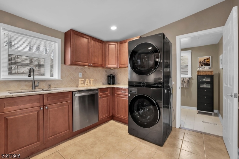 193 JACKSONVILLE DR.