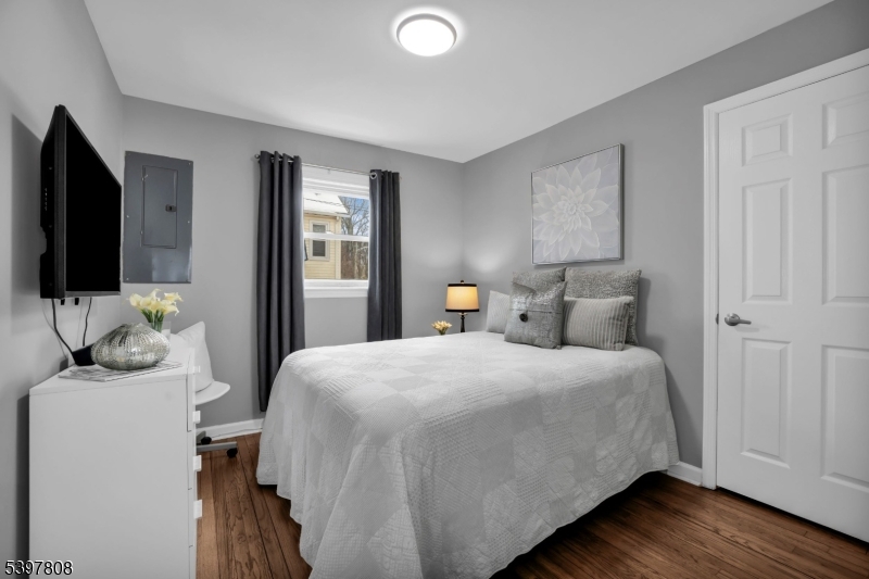 193 JACKSONVILLE DR.