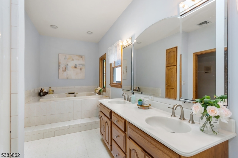 103 Burnt Meadow Road