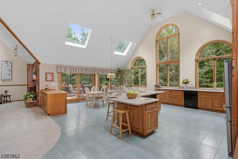 103 Burnt Meadow Road