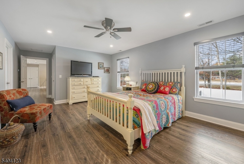 7 WINDING RIDGE ROAD