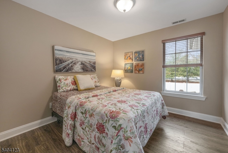 7 WINDING RIDGE ROAD