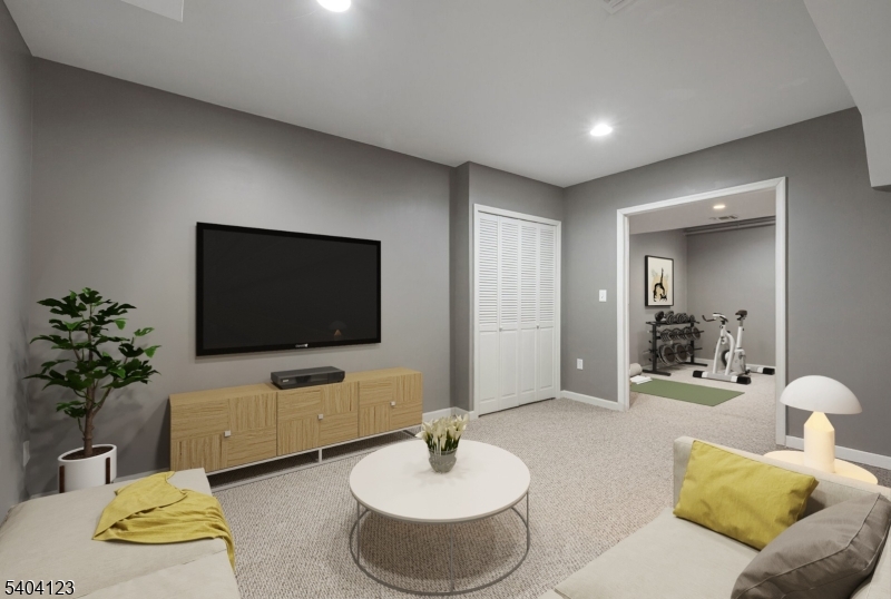 7 WINDING RIDGE ROAD