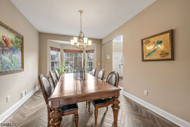 7 WINDING RIDGE ROAD