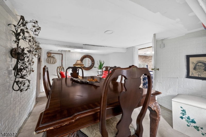 415 Preakness Ave
