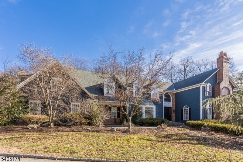 7 Beacon Hill Dr