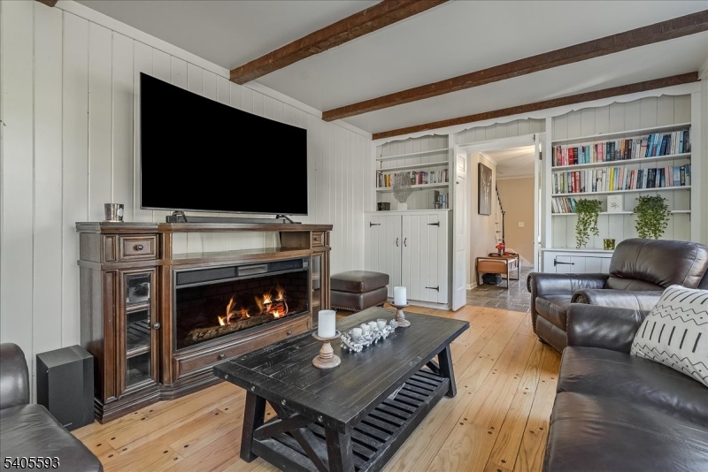 1028 Califon Cokesbury Rd