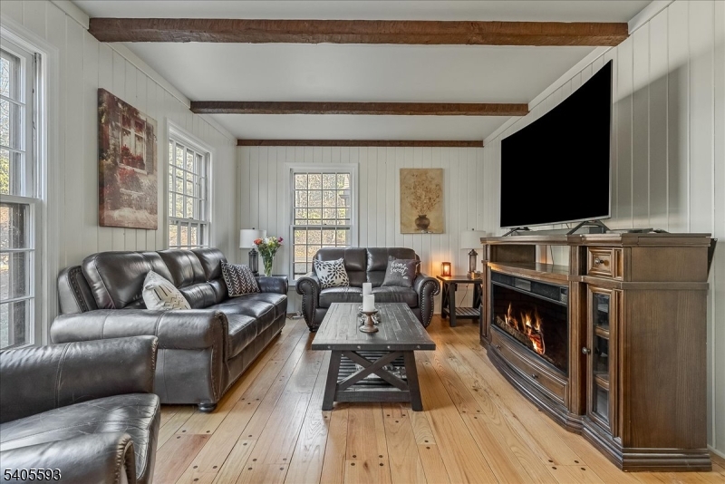 1028 Califon Cokesbury Rd